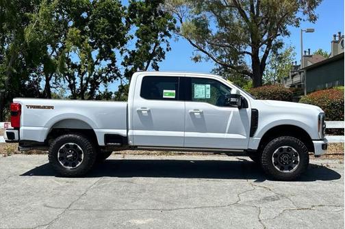 2023 Ford F-350 Lariat
