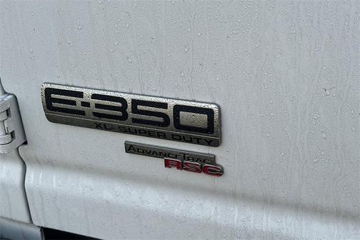 2013 Ford E350 Super Duty XL