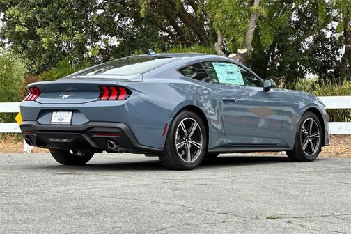 2025 Ford Mustang EcoBoost