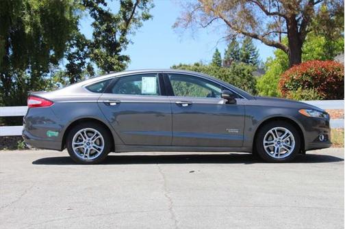2016 Ford Fusion Energi Titanium