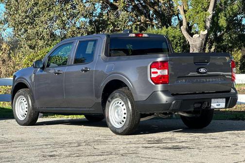 Carbonized Gray Metallic 2025 Ford Maverick XL