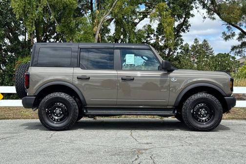 Gray 2026 Ford Bronco Outer Banks