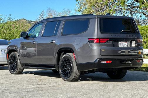 2024 Jeep Wagoneer L Series II Carbide 4x4