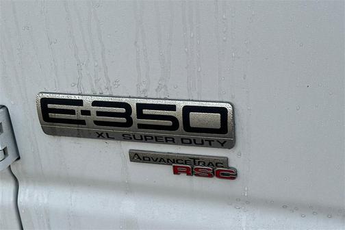 2013 Ford E350 Super Duty XL
