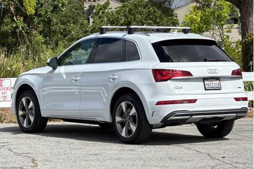 2024 Audi Q5 40 Premium Plus
