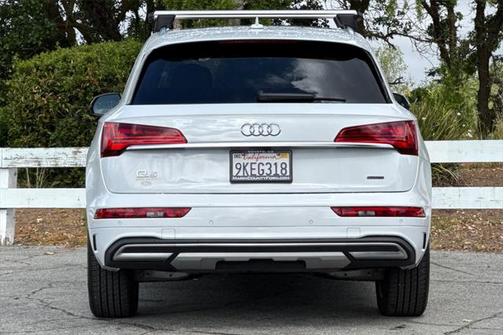 2024 Audi Q5 40 Premium Plus