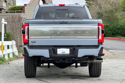 2026 Ford F-350 Platinum