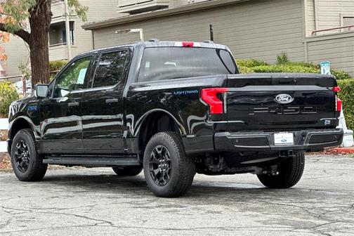 2025 Ford F-150 Lightning XLT