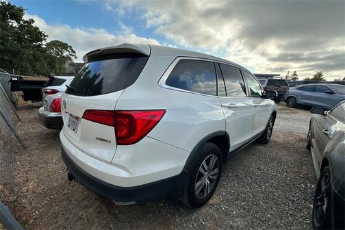 2017 Honda Pilot EX