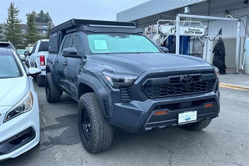 2024 Toyota Tacoma TRD Off Road