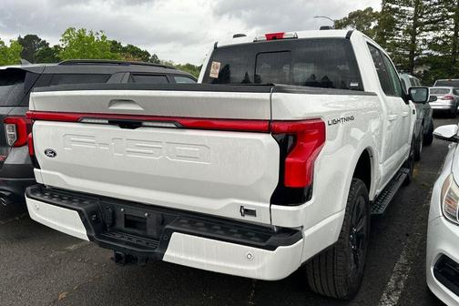 2025 Ford F-150 Lightning Platinum