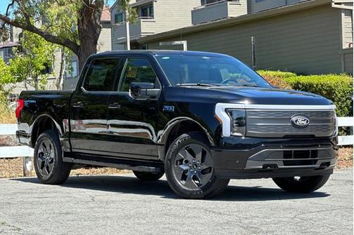 2025 Ford F-150 Lightning LARIAT