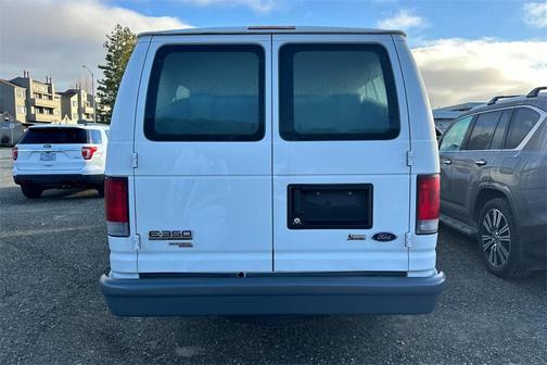 2012 Ford E350 Super Duty XL