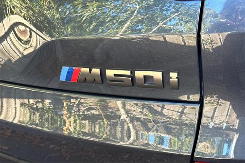 2022 BMW X5 M50i
