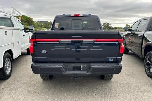 2024 Ford F-150 Lightning Platinum