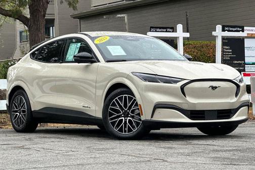 2025 Ford Mustang Mach-E Premium