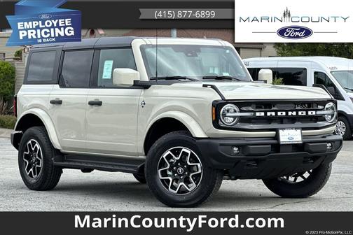 Desert Sand 2026 Ford Bronco Outer Banks