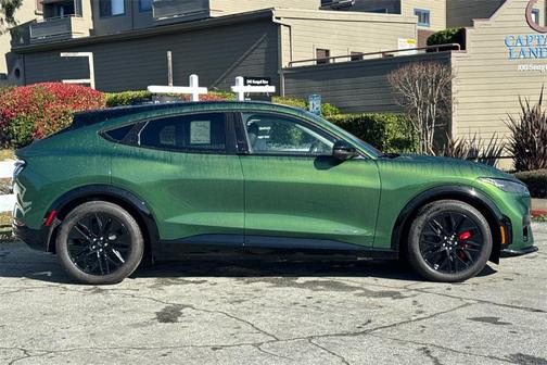 2025 Ford Mustang Mach-E Premium