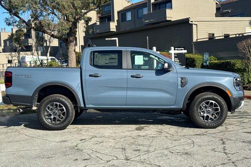Azure Gray Metallic Tri-Coat 2025 Ford Ranger XLT