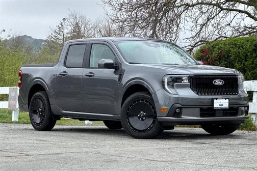 2026 Ford Maverick Lobo Standard