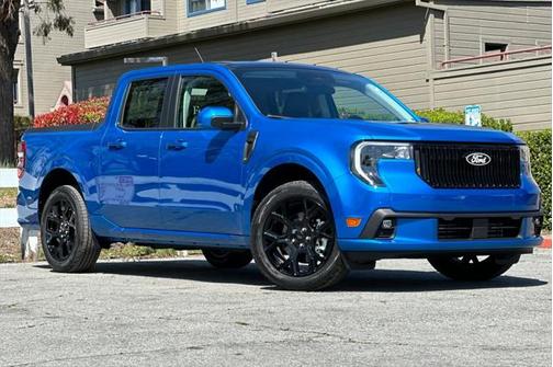 2025 Ford Maverick Lobo Standard
