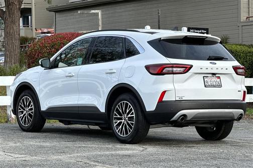 2023 Ford Escape PHEV SE