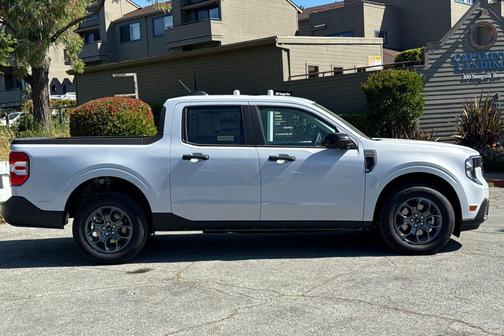 Space White Metallic 2026 Ford Maverick XLT