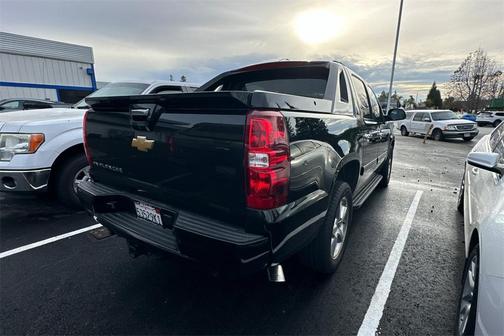 2013 Chevrolet Avalanche LT