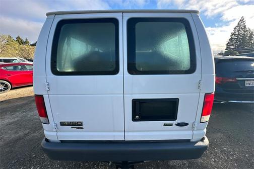 2013 Ford E350 Super Duty XL