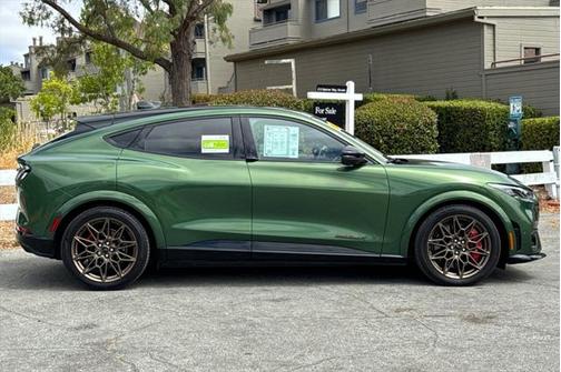 2024 Ford Mustang Mach-E GT
