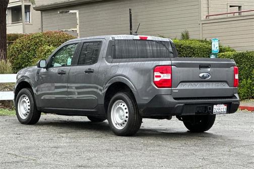 2022 Ford Maverick XL