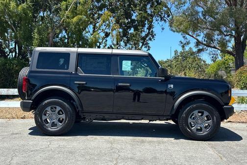 Shadow Black 2026 Ford Bronco Big Bend