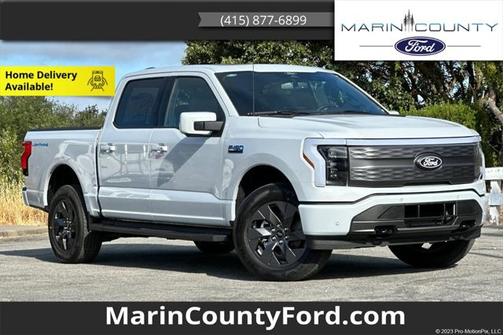2025 Ford F-150 Lightning LARIAT