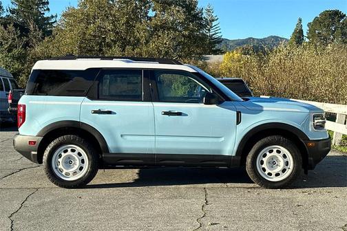 2025 Ford Bronco Sport Heritage