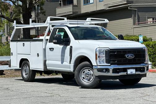 2025 Ford F-250 XL