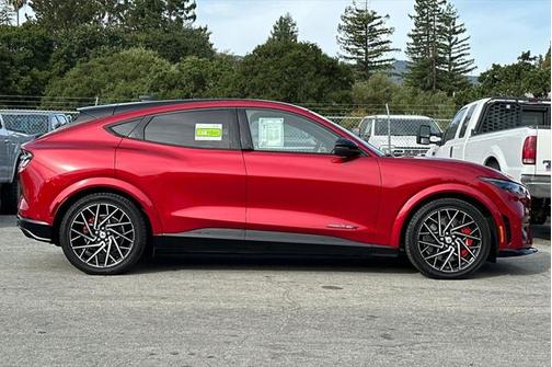 2022 Ford Mustang Mach-E GT