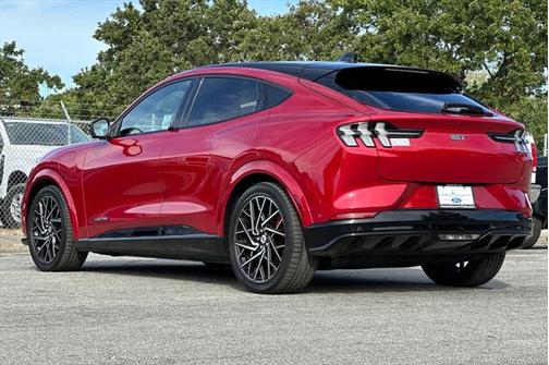 2022 Ford Mustang Mach-E GT