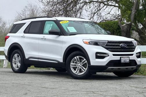 2024 Ford Explorer XLT