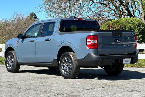 Azure Gray Metallic Tri-Coat 2026 Ford Maverick XLT