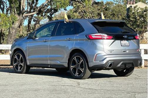 2020 Ford Edge ST