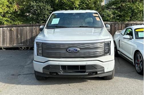 2023 Ford F-150 Lightning LARIAT