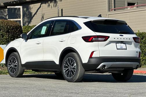2025 Ford Escape PHEV SE