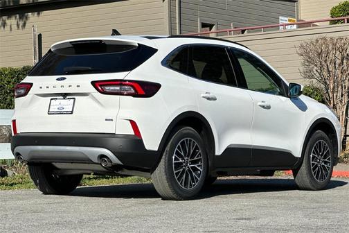 2025 Ford Escape PHEV SE
