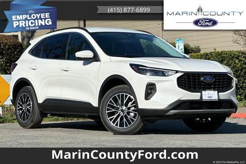 Star White Metallic Tri-Coat 2025 Ford Escape PHEV SE SUV