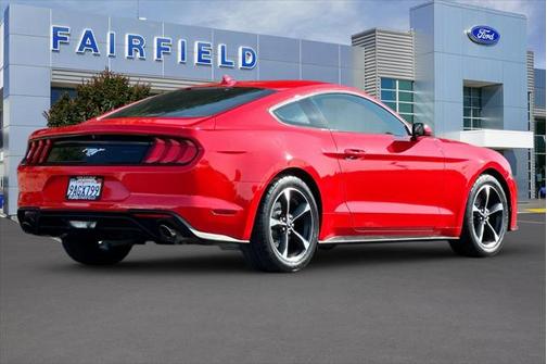 2022 Ford Mustang EcoBoost