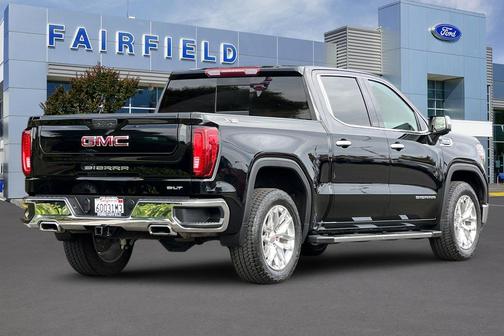 2022 GMC Sierra 1500 SLT