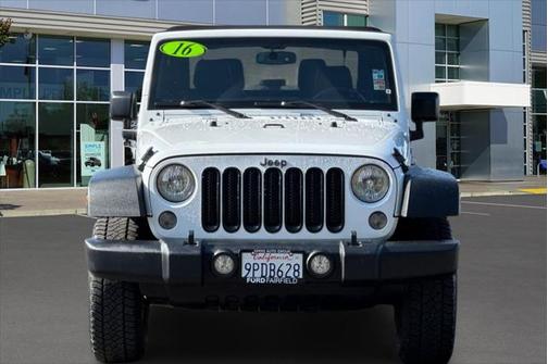 2016 Jeep Wrangler Sport