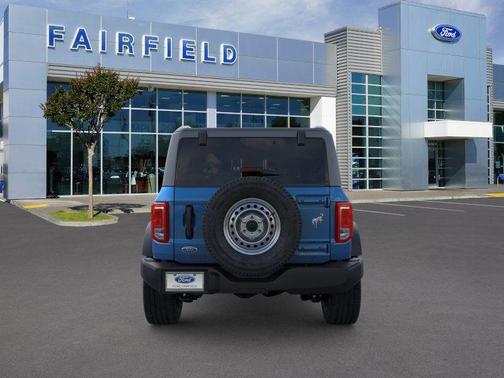 2025 Ford Bronco Base