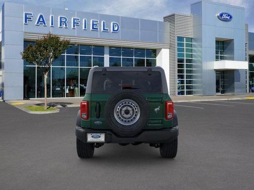 2025 Ford Bronco Base