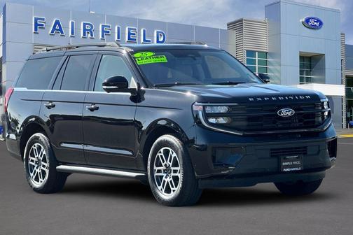 Black Metallic 2025 Ford Expedition Active
